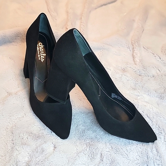 NWOB Black Suede Block Heels - Picture 1 of 6